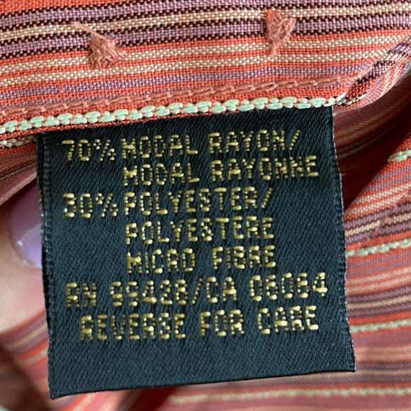 Like New Men's Salmon Red Bugatchi Button Down Dress Shirt Size Large - Picture 9 of 10